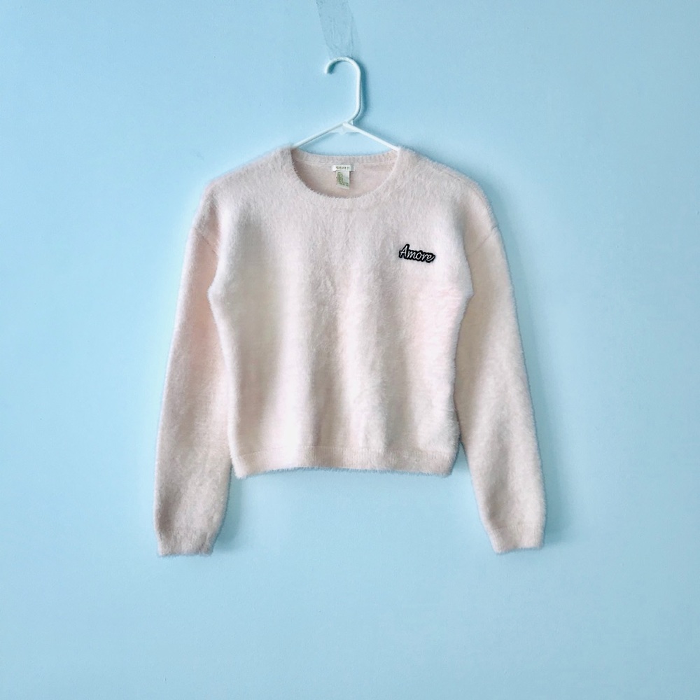 🌸Fuzzy Light Pink Sweater